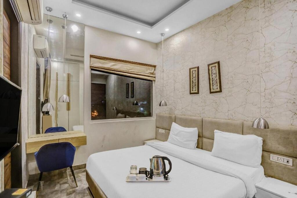 Hotel Konark A Family Stay Aerocity Yeni Delhi Dış mekan fotoğraf